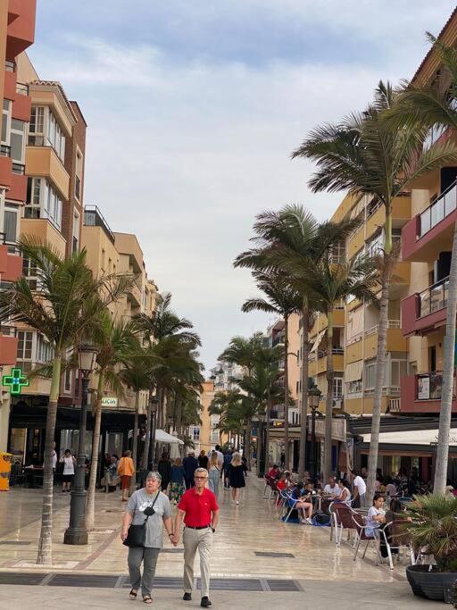 Apt Con Espectacular Vista, Piscinas, Recep 24 Hs Benalmádena Exteriör bild
