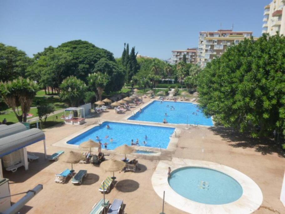 Apt Con Espectacular Vista, Piscinas, Recep 24 Hs Benalmádena Exteriör bild