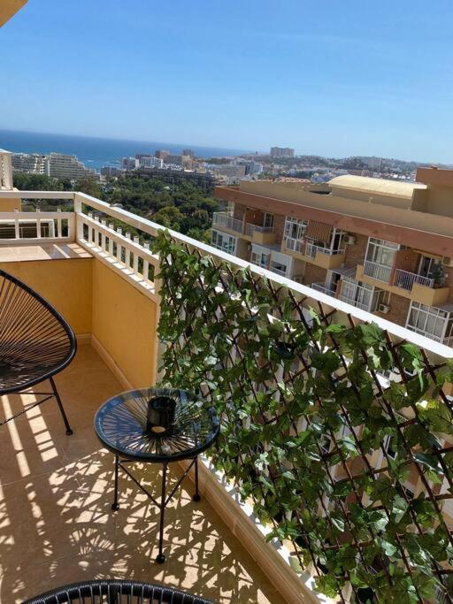 Apt Con Espectacular Vista, Piscinas, Recep 24 Hs Benalmádena Exteriör bild