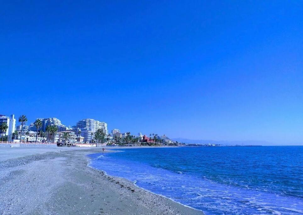 Apt Con Espectacular Vista, Piscinas, Recep 24 Hs Benalmádena Exteriör bild