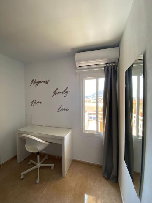 Apt Con Espectacular Vista, Piscinas, Recep 24 Hs Benalmádena Exteriör bild