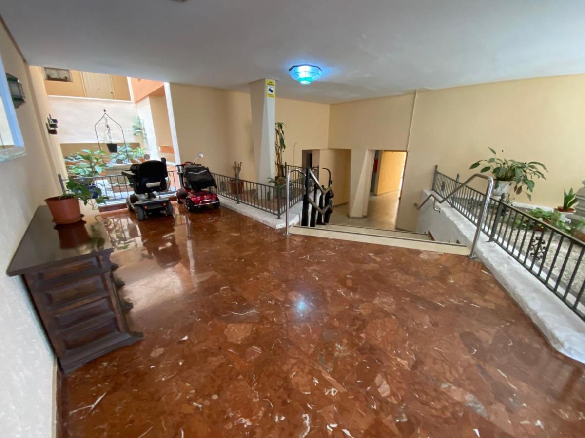 Apt Con Espectacular Vista, Piscinas, Recep 24 Hs Benalmádena Exteriör bild